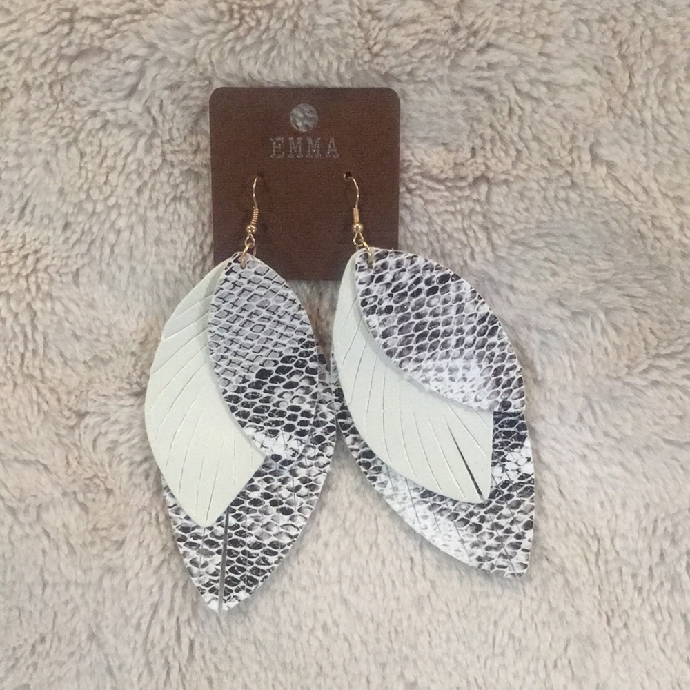 Emma earrings